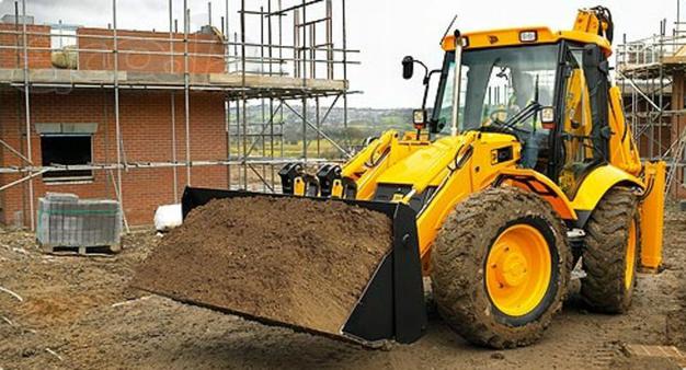 Рытье и разработка котлованов, планировка грунта в Санкт-Петербурге Вывоз и приём грунта в Санкт-Петербурге и Ло Бой кирпича, бой бетона, отсыпка участков. Профессиональный подход к разработке котлованов в СПб