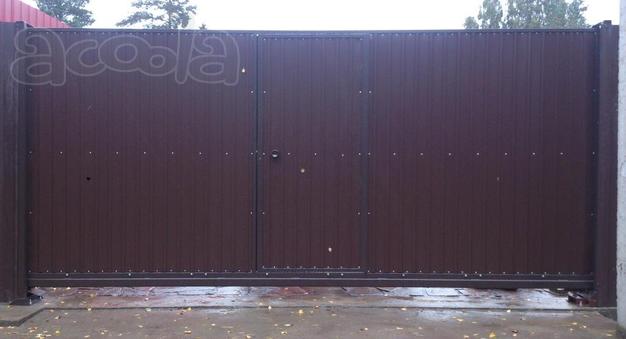 Ворота откатные 3,5*2,0 м со встроенной калиткой