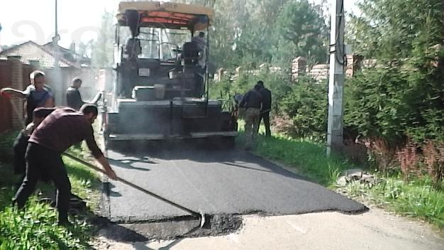 Устройство асфальтового покрытия толщ. до 4 см. (проезды, площадки).