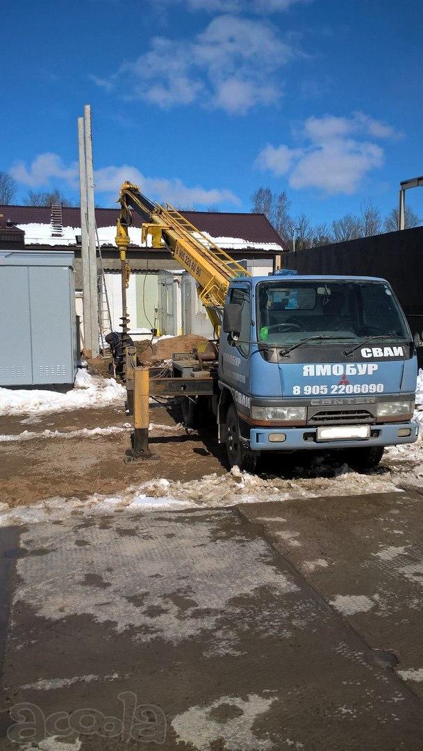 Установка столбов, свай;