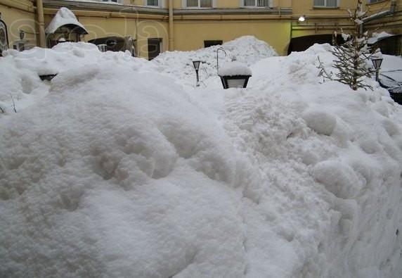 Вывоз снега по СПб и ЛО