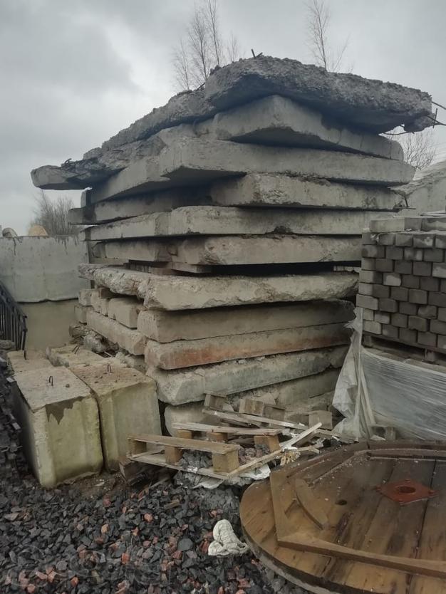 Продам дорожные плиты 3000х1750 с доставкой  12 штук и ФБС 40 штук.